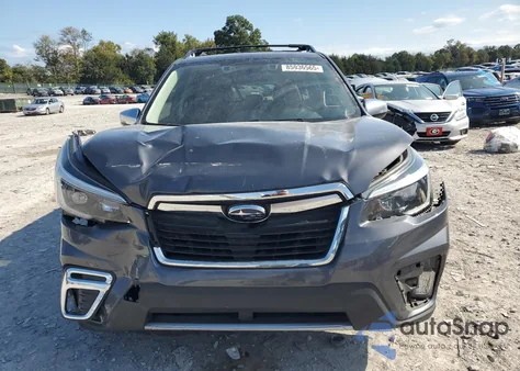 2021 Subaru Forester Touring z USA, uszkodzony, nr VIN JF2SKAXC3MH424564